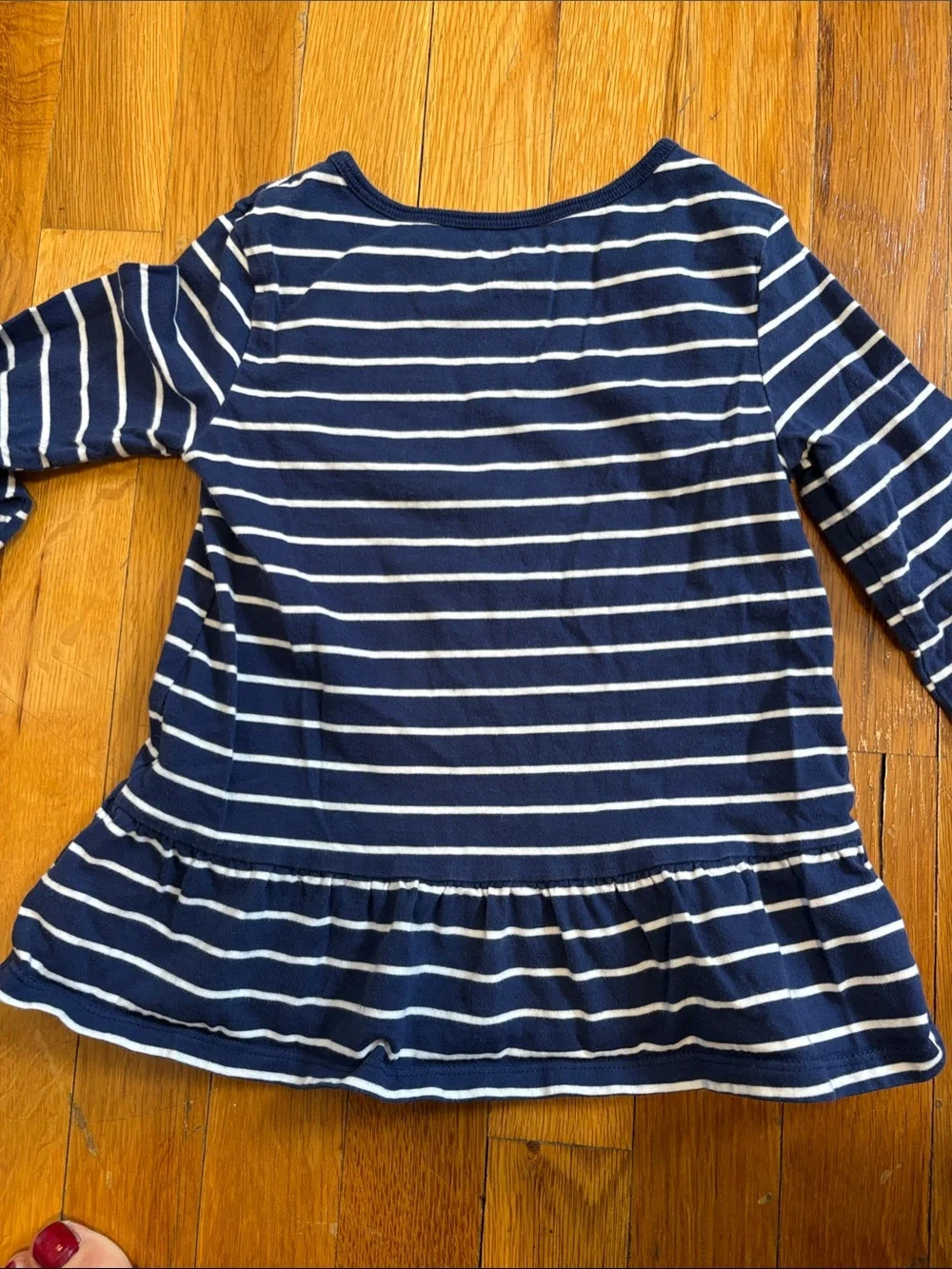 Carter’s & Oshkosh T-shirt 4t toddler girl, bundle of 2